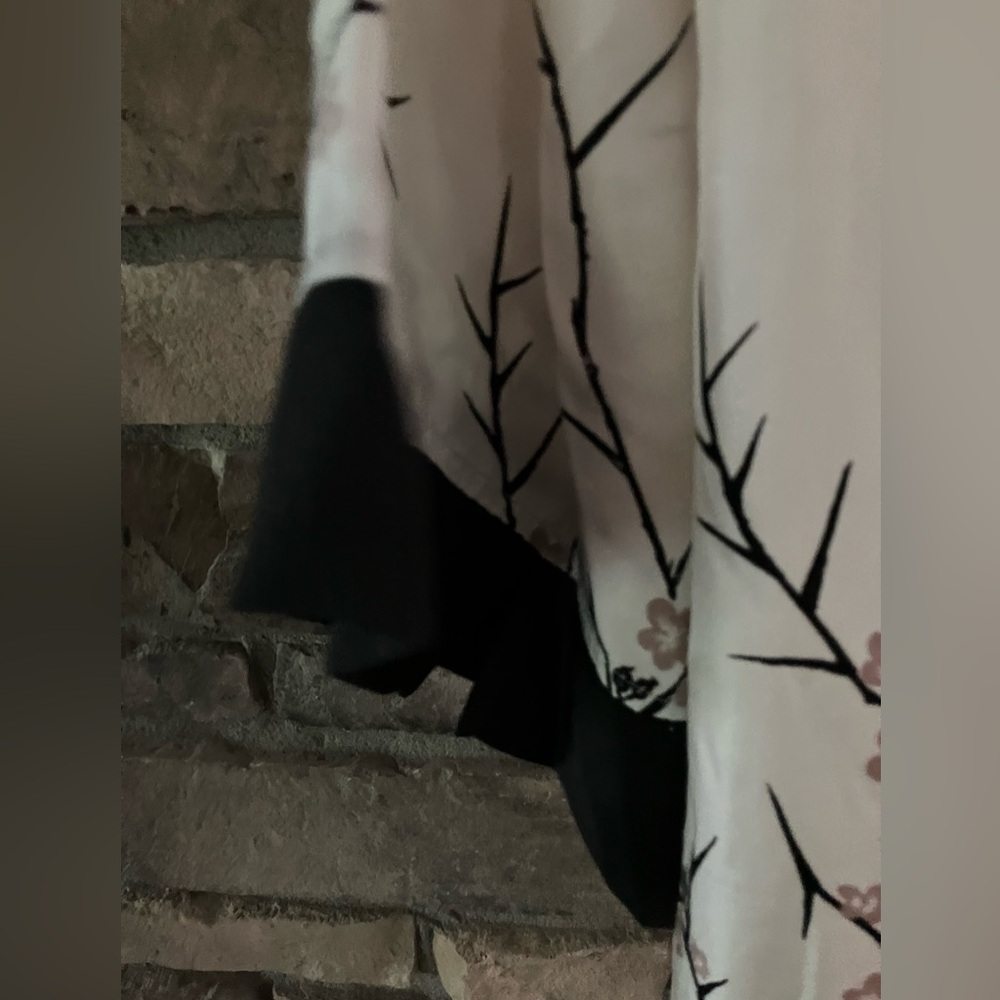 Rare EDUN 100% silk Ivory and Black Japanese Blossom Patterned Dress - Picture 6 of 10